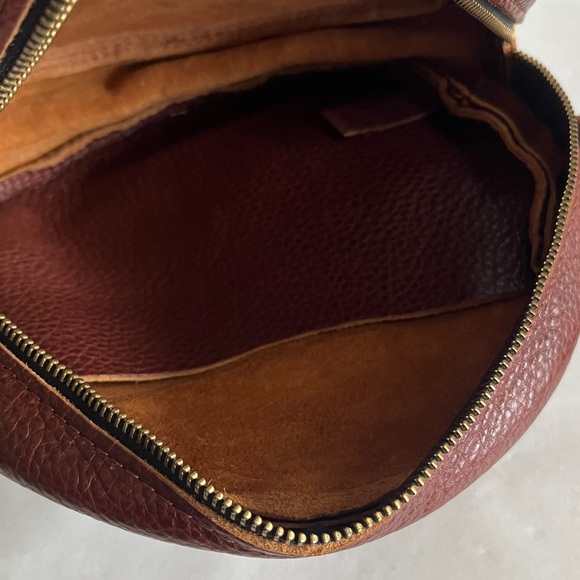 Portland Leather Brown Crossbody Bag - Picture 7 of 10